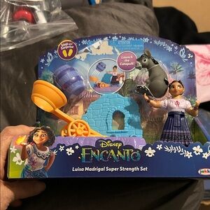Disney Encanto Luisa Madrigal Action Set - Blue and Orange